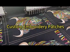 El hierro bordado animal en la ropa remienda el color de 5 - de los 8cm Pandone para la ropa