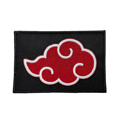 Hierro de encargo de la insignia de la ropa de la nube de los 6CM en remiendo de la ropa del bordado de la tela de la tela cruzada