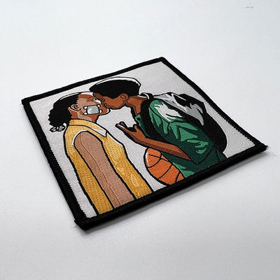 Las insignias tejidas aduana conmemorativas realistas cosen en los remiendos para la ropa
