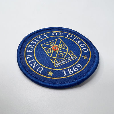 Hierro que teje del telar de la aguja en remiendos tejidos del nombre de Logo Patch Custom University Uniform