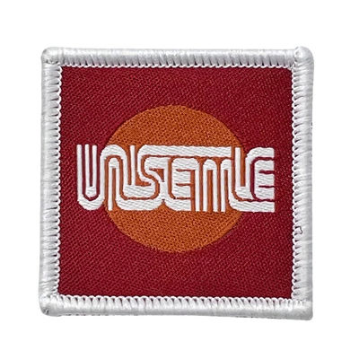 Marca de encargo Logo Patch Stitched Name Patches tejido con la frontera de Merrow