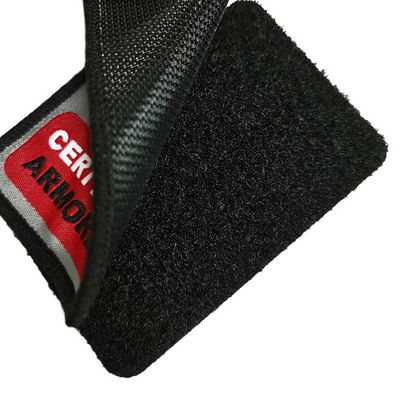 El remiendo tejido damasco de la etiqueta de la ropa, velcro de encargo apoyó remiendos