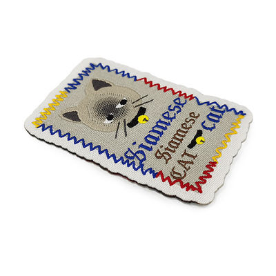 Hierro lavable en tipo de encargo de la tela de Logo Patches Shrink Proof Woven