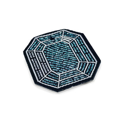 Remiendos de encargo de alta densidad tejidos firmeza de la forma de Logo Patch Needle Loom Technique