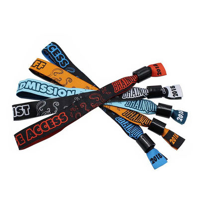 Pulseras personalizadas del festival, banda de muñeca modificada para requisitos particulares del poliéster con la hebilla ajustable