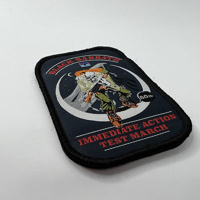 Remiendo de alta densidad tejido personalizado auto-adhesivo de la insignia del bordado del remiendo